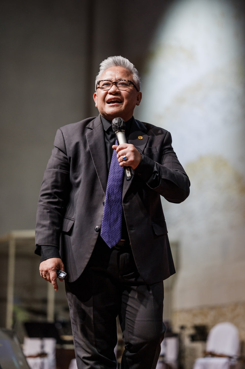 Pdt. Dr. Ronny Dwikora Sumito